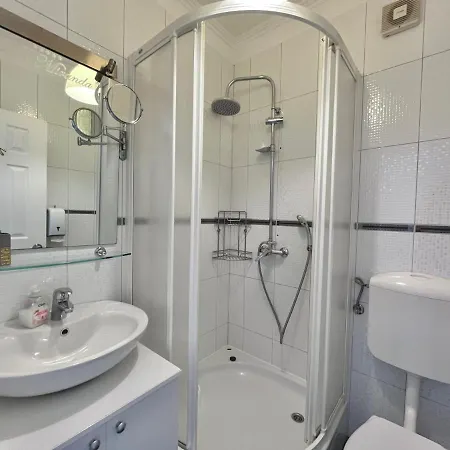 Vila Holiday Home “Petar” With Sea View Makarská